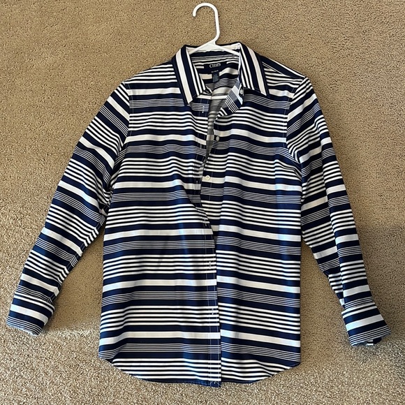 Chaps navy and white stripe button up long sleeve blouse ✨✨ - Picture 1 of 1